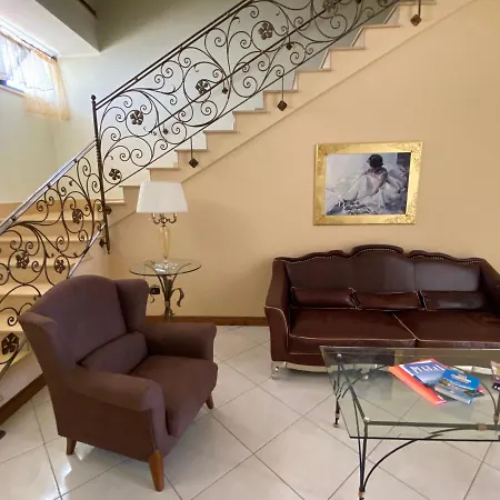 Kalinifta Residence *