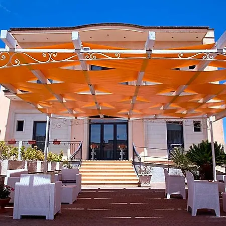 Bed & Breakfast Kalinifta Residence 3*